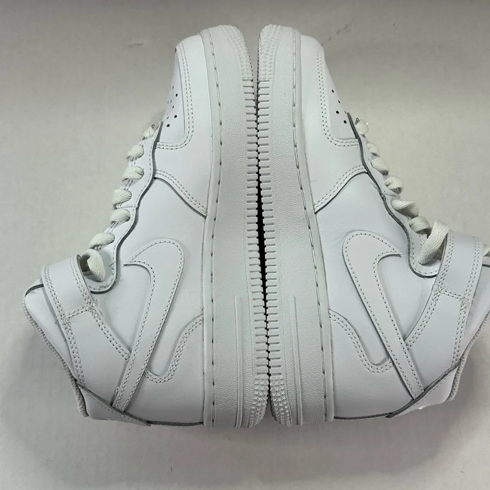 Nike Air Force 1 Mid LE Big Kids 4.5Y - white/white - BNIB - Picture 7 of 8